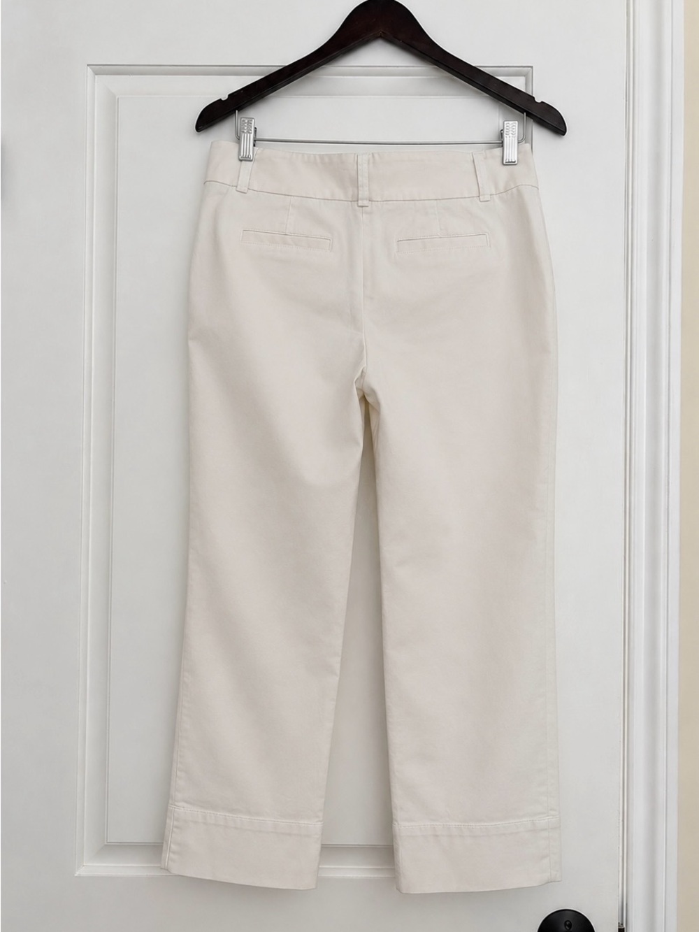 TOMMY BAHAMA Cropped Cream Women's Dress Pants (US 4) - Picture 2 of 4